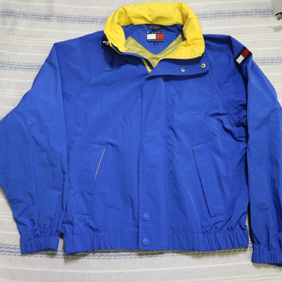 VTG TOMMY HILFIGER Hidden Hood Vented Zip Jacket Sz Small US Men